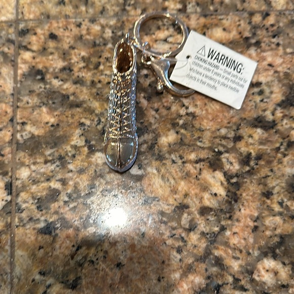 Keychain - Picture 4 of 5